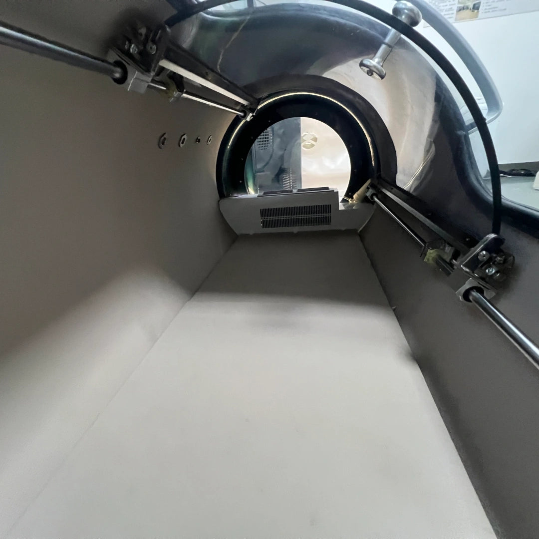 KOMJET Space Capsule Cabin 2.0